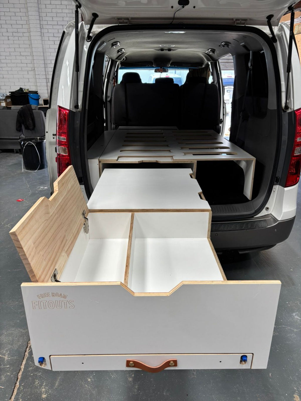 Hyundai iMax Modular Bed System