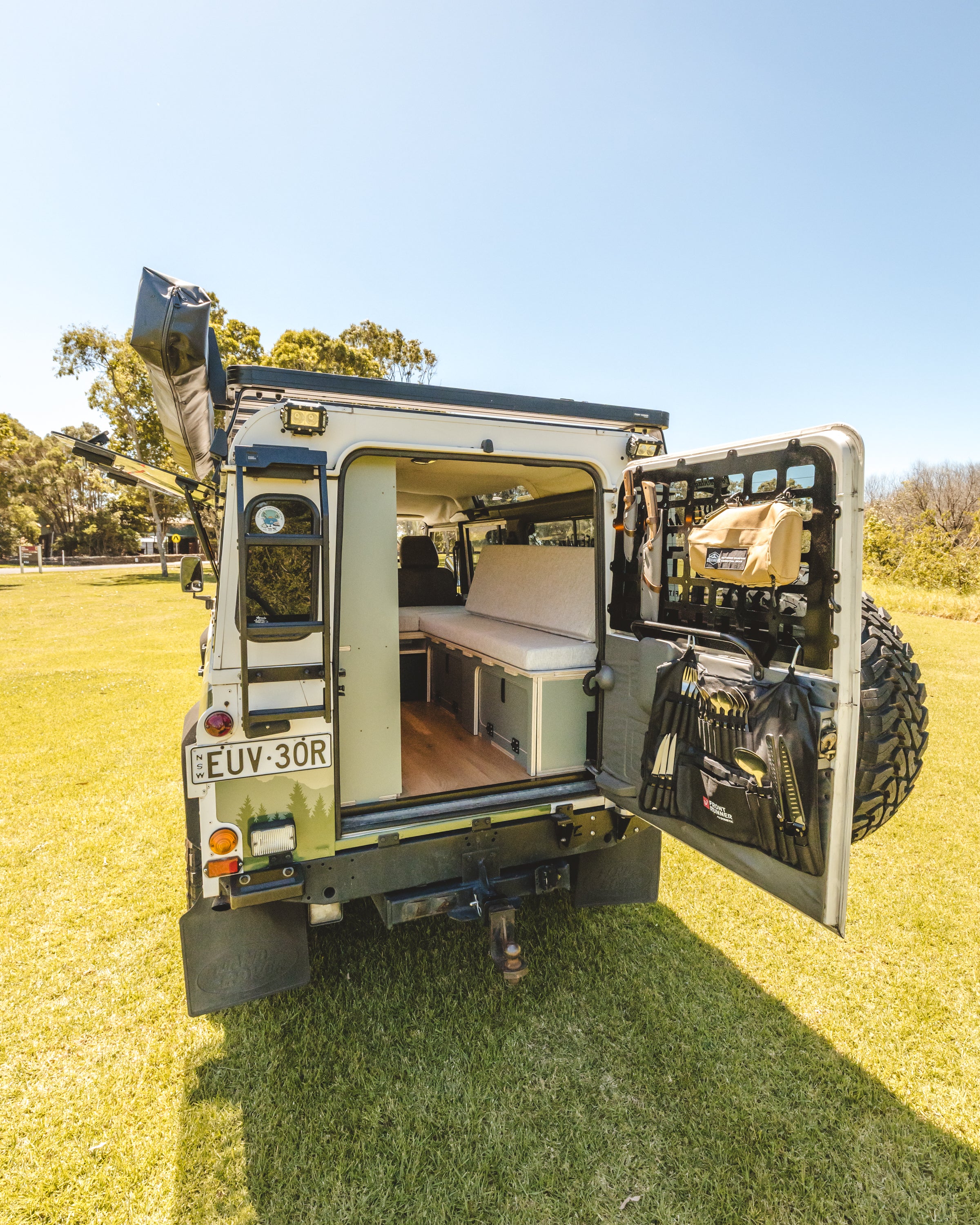 Land Rover Defender- The Overlander Kit