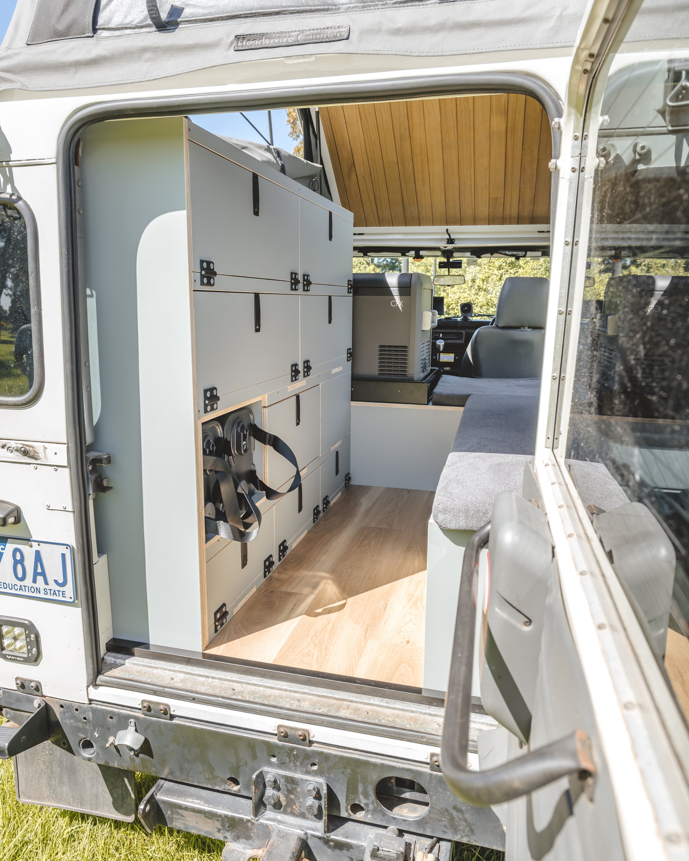 Land Rover Defender- The Traveller Kit