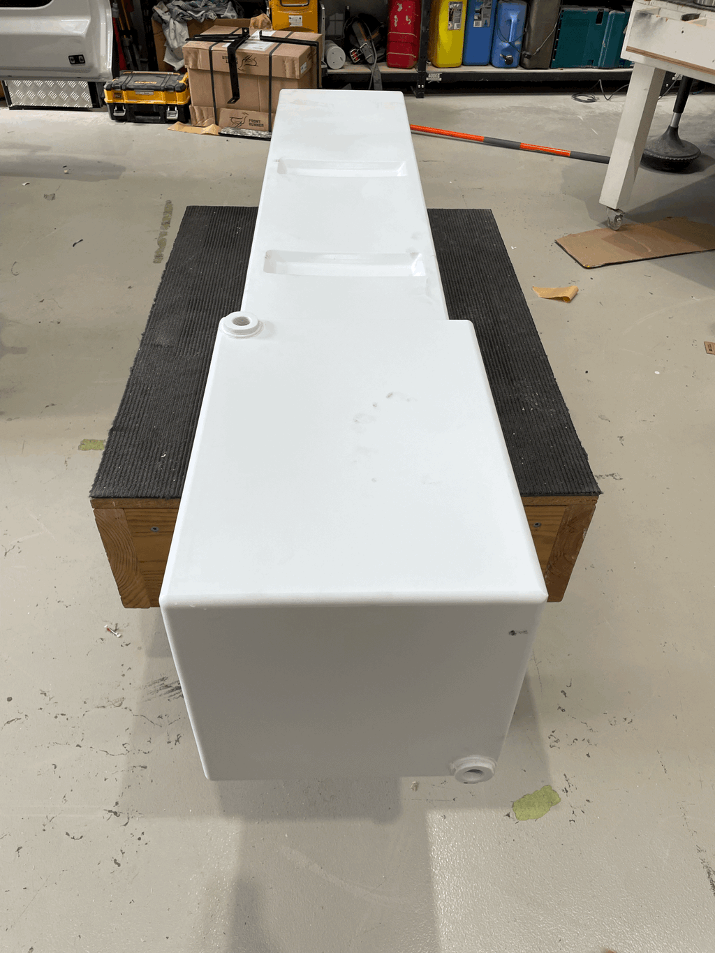 LDV Deliver 9 Water Tank Kit